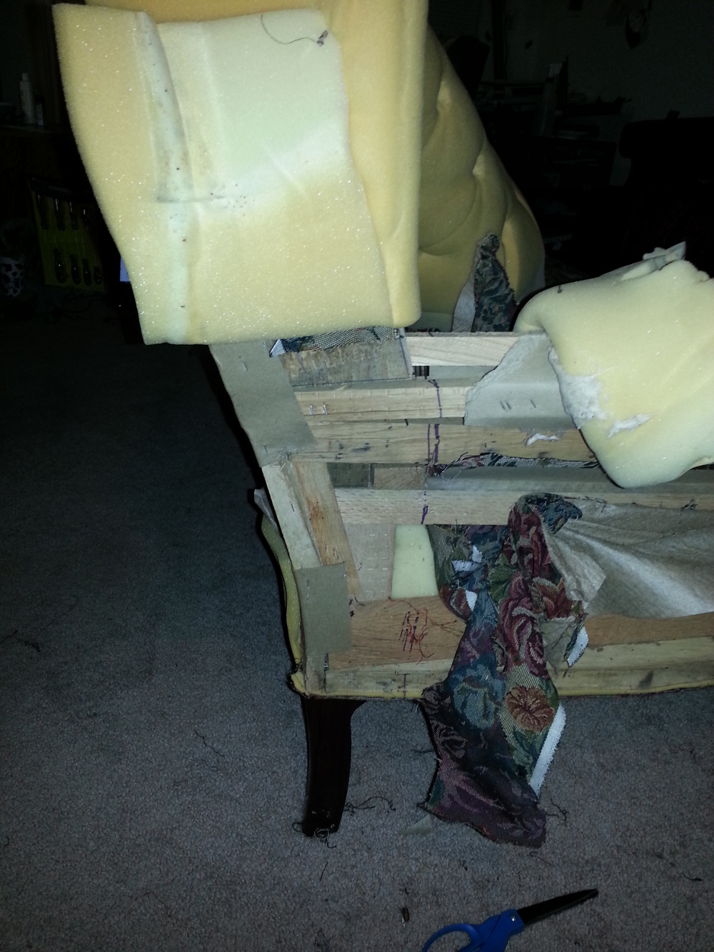 Tufted Headboard from an Ugly Couch Chezlin